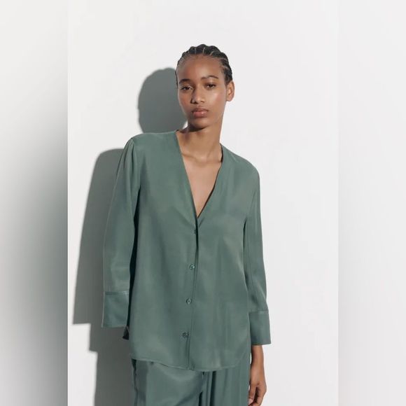 Zara Flowing Buttoned Pajama Blouse Sage Green 2851/304/199/009 - Picture 5 of 5